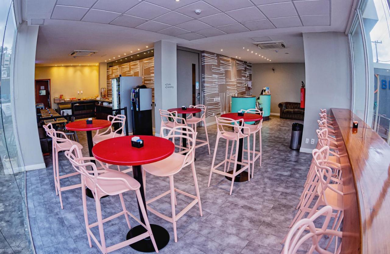 B Hotel Салвадор Екстер'єр фото
