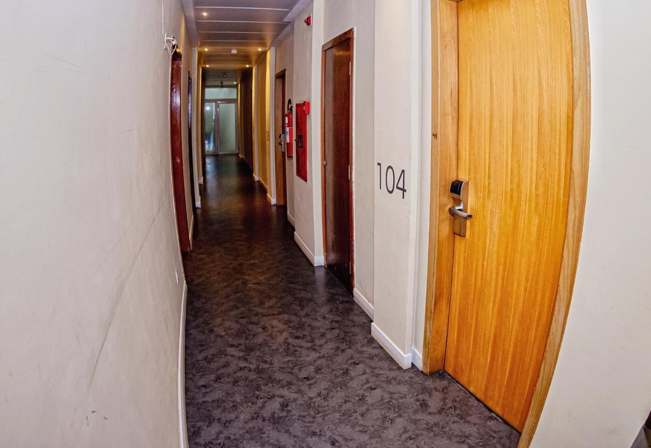 B Hotel Салвадор Екстер'єр фото